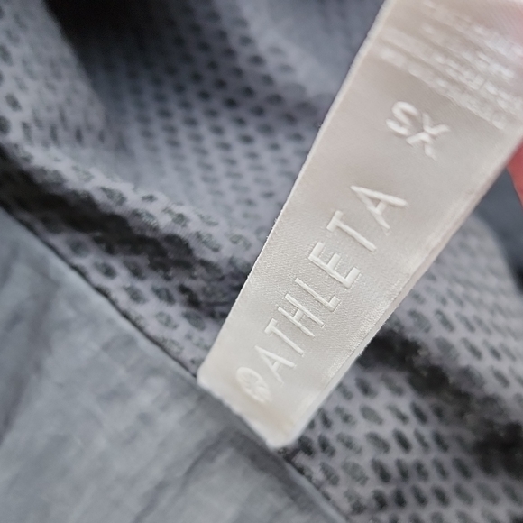 ATHLETA Black Canopy Parachute Short Jacket sz XS Women's Athleisure - Picture 7 of 11